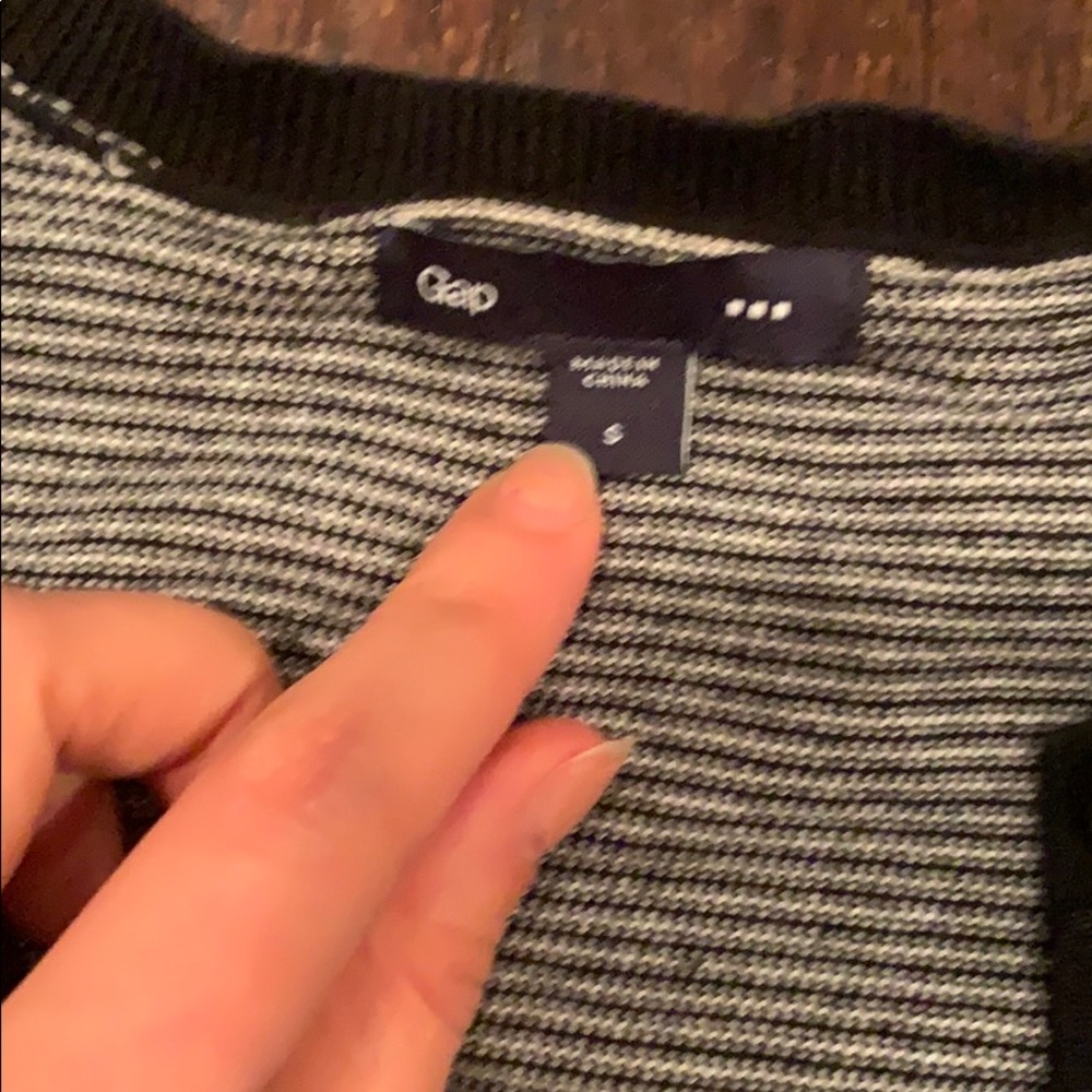 Cardigan - Picture 2 of 2